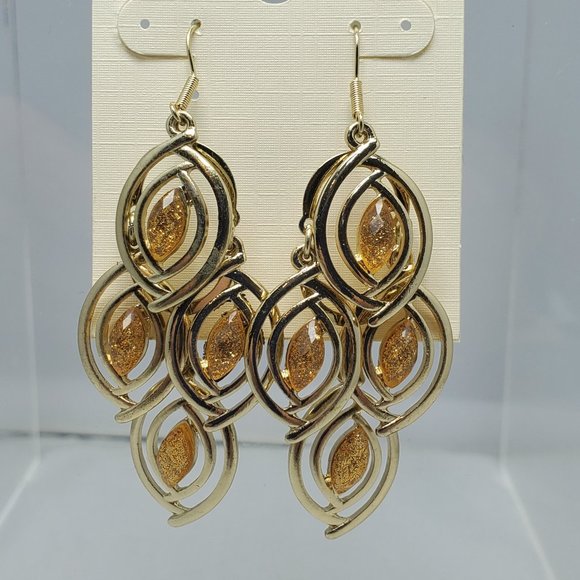 MYSTIQUE water drop gold and citrine color chandelier earring - Picture 1 of 4